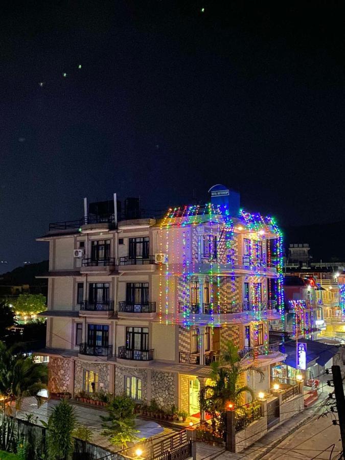Hotel Buttercup Pokhara Bagian luar foto