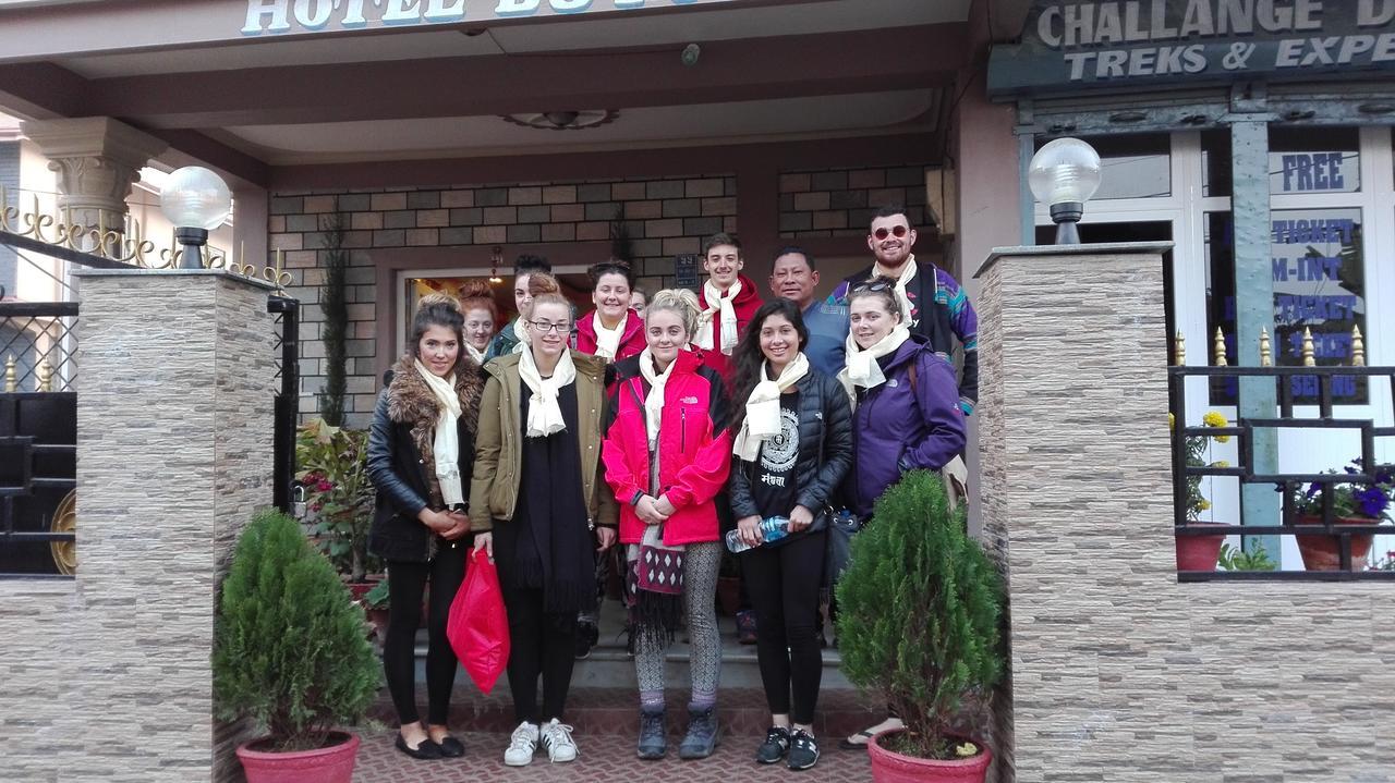 Hotel Buttercup Pokhara Bagian luar foto